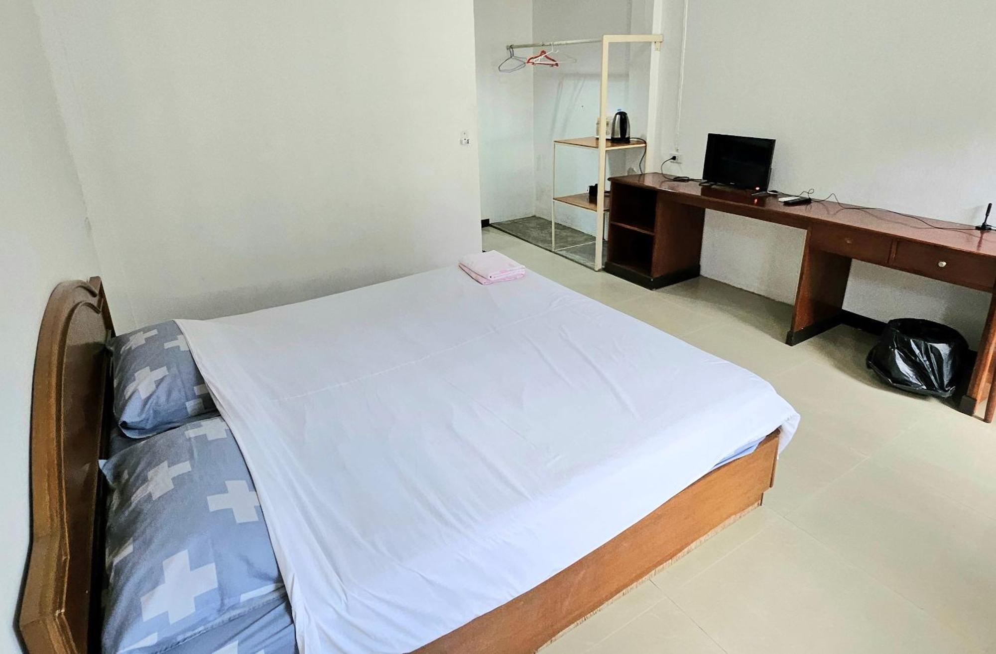 A House Boutique Guesthouse Bangkok Exterior photo